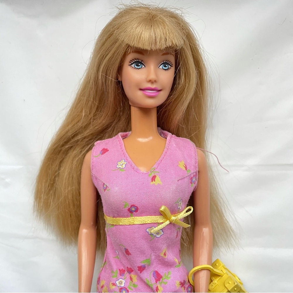 1999 Pretty Flowers Barbie Doll